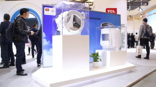 TCL冰箱洗衣机闪耀家博会 “双+”战略升级创享“健康家”