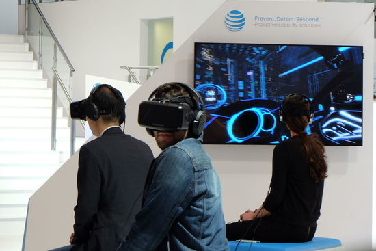 虚拟现实太火 全球的手机运营商都打起了主意 智能公会