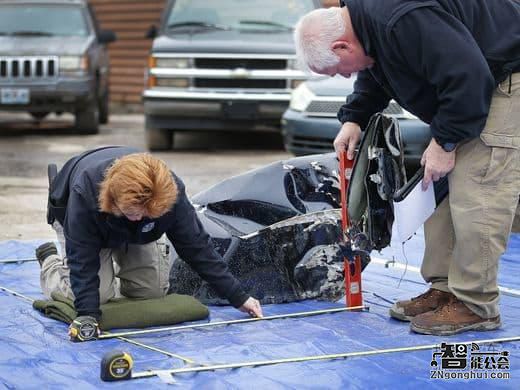 特斯拉驾驶员醉驾致死 家属指责电池组爆炸导致 智能公会