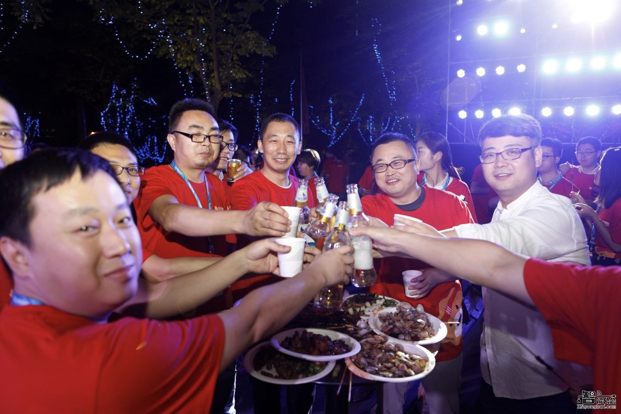 苏宁高调举办618庆功宴：不只有小龙虾，烧烤海鲜管够！ 智能公会