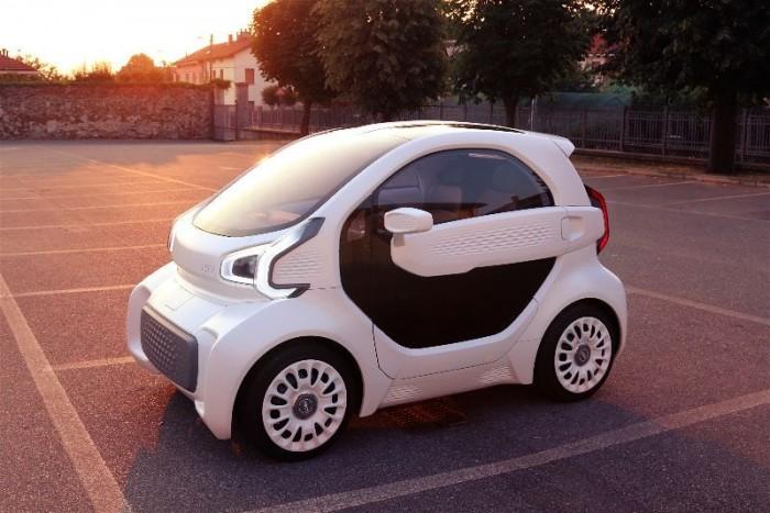 号称世界上第一款大规模量产的3D打印电动汽车 智能公会