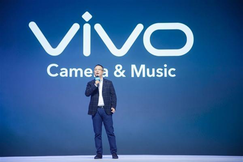 异形全面屏海外发布 VIVO V9售价仅2200元 智能公会