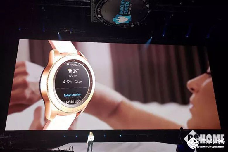 三星Galaxy Watch发布 大猩猩表盘50米防水 智能公会