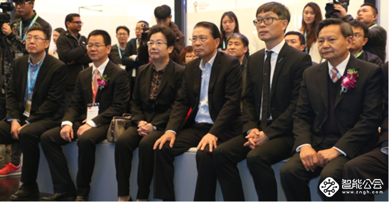上半年家电业承压 “AWE价值论”抬头 智能公会