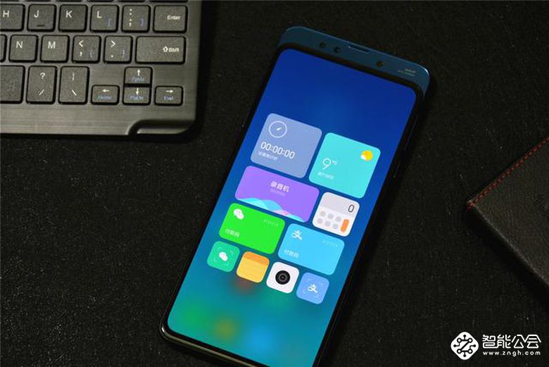 联想碰瓷小米MIX 3的重点！Z5 Pro滑盖技术的名字高大上 智能公会