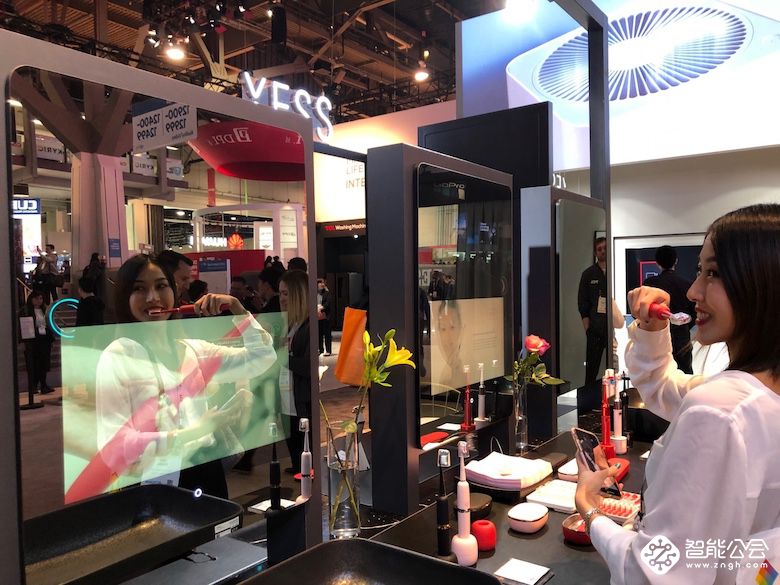 不止电视美如画，XESS携声波电动牙刷、美容仪等新品亮相2019 CES 智能公会