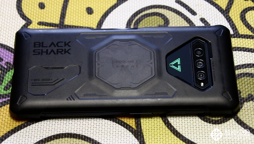 上了音频榜第一的游戏手机 黑鲨4 Pro高刷、快充样样行 智能公会