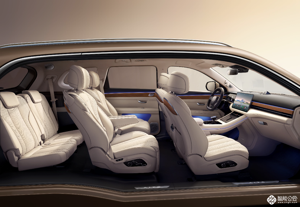 AITO品牌第二款车型问界M7发布 刷新6座大型SUV豪华新高度 智能公会