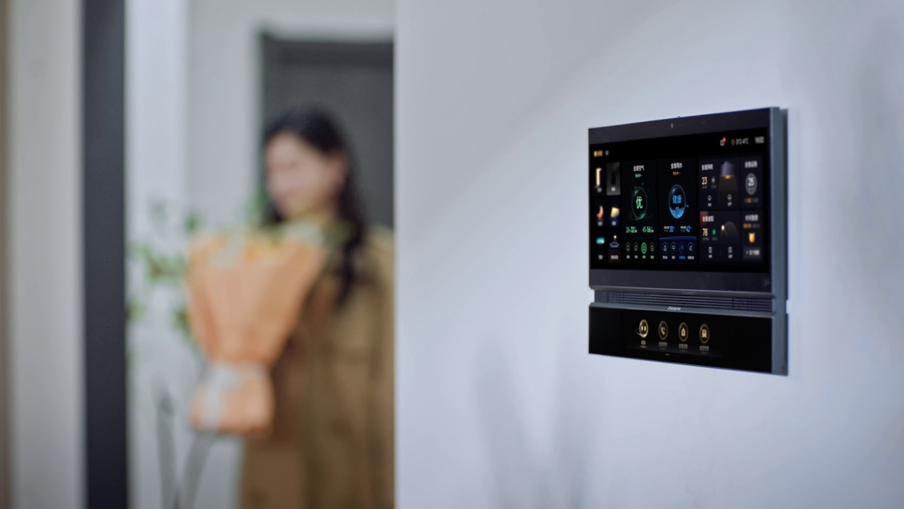 刷掌+刷脸双王炸！海尔智能门锁C600尊享版评测：这才是2026年门锁该有的样子 智能公会