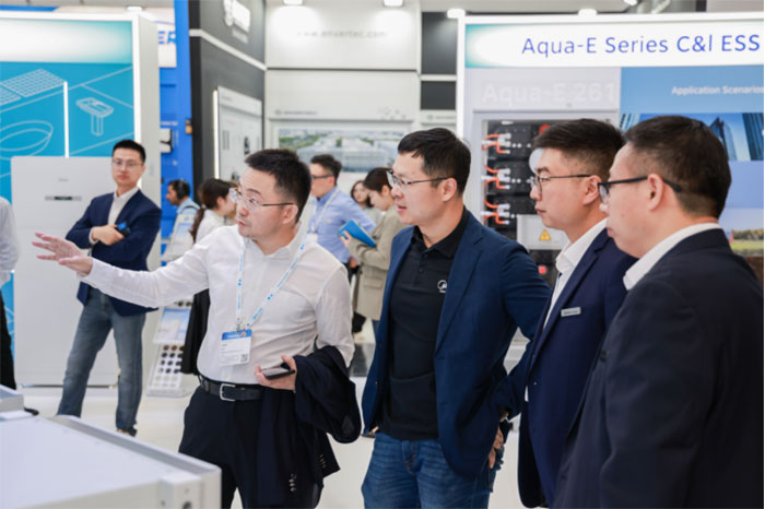直击Intersolar现场：欧洲储能需求上行 美的能源人气走高 智能公会
