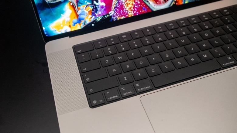 触屏Mac能买吗？先看这篇苹果MacBook Pro快速上手 智能公会